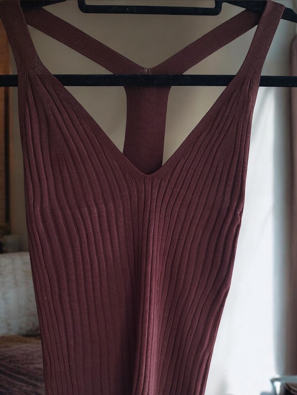 Ribbed V-Neck Tank Top in A Warm Brown Color
